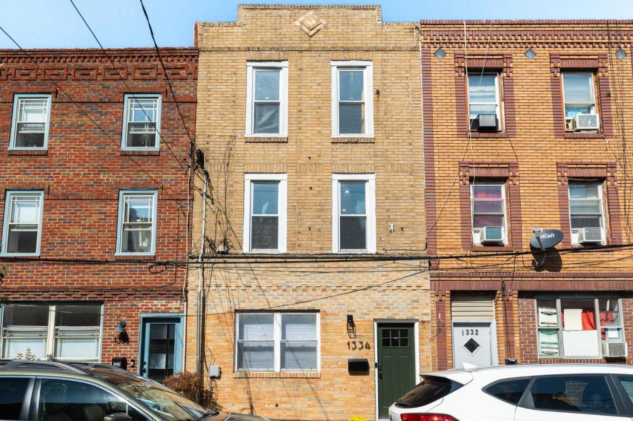 Passyunk Square Spacious 1 Bedroom Oasis- Huge Deck Philadelphia Dış mekan fotoğraf